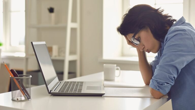 Errores más comunes al vender infoproductos (y cómo evitarlos para escalar en 2025)